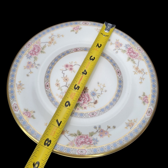 4 Royal Doulton England "Canton" Salad Plates 8" H 5052 MCM 1977 Gold Trim - Picture 7 of 9